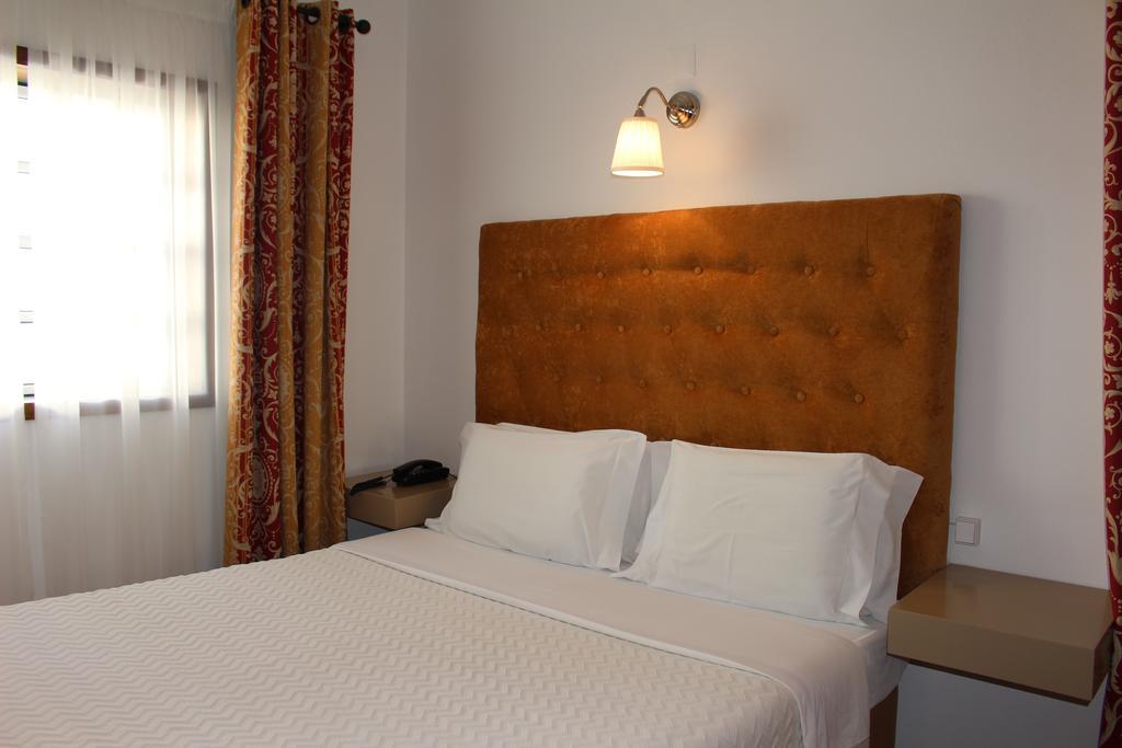 Hotel Residencial Batalha Ngoại thất bức ảnh